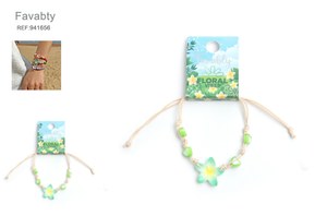 BRACELETE DE CONCHAS E FLORES
